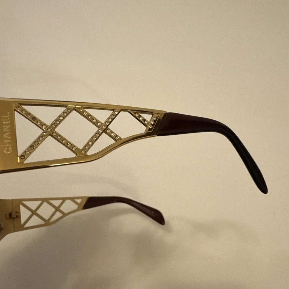 Chanel Polarized Sunglasses Woman Gold Vintage